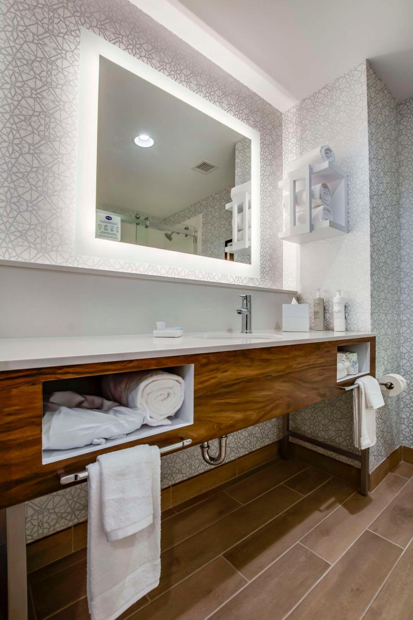 Hampton Inn & Suites By Hilton Louisville East Oxmoor Esterno foto