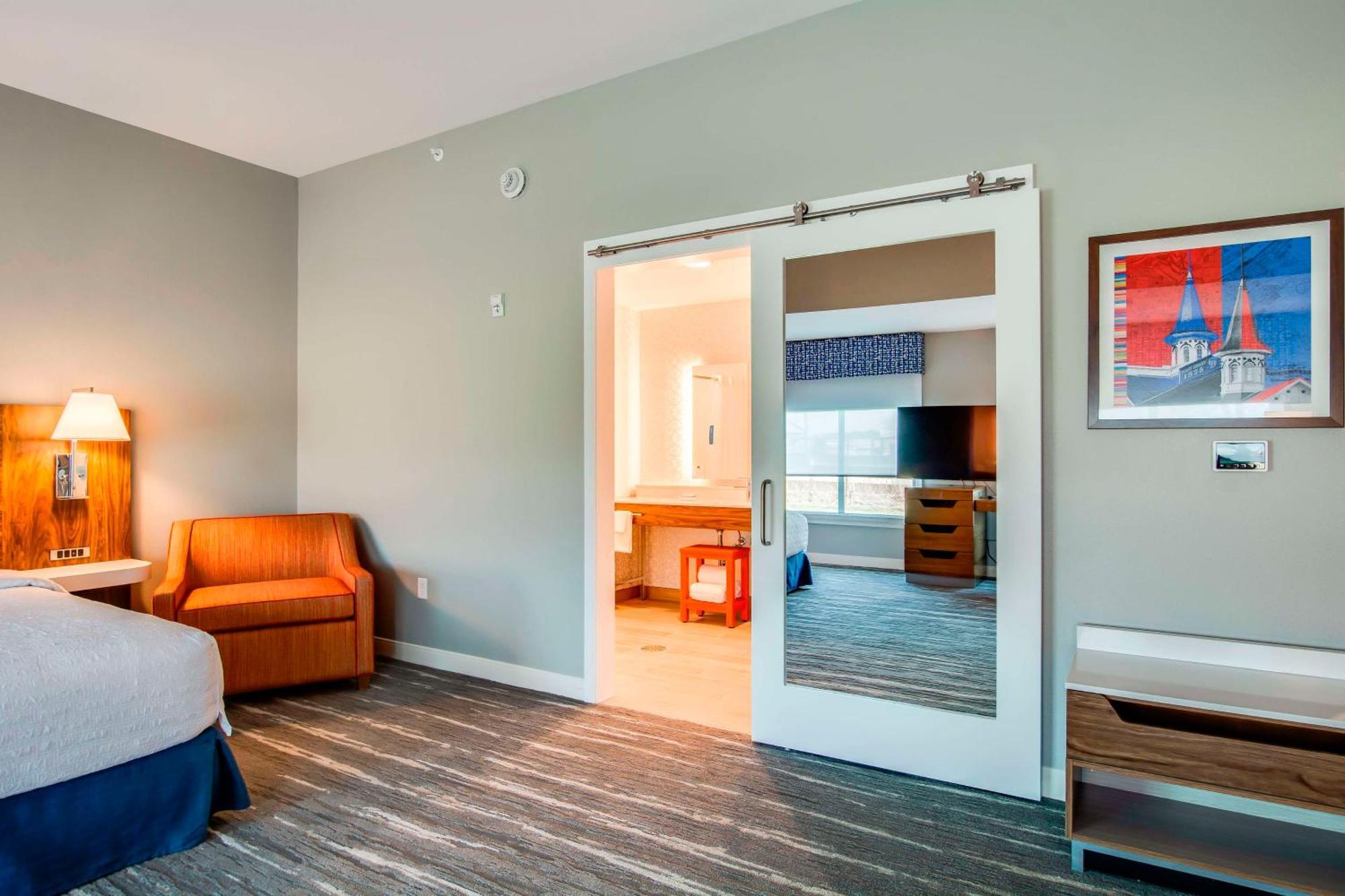 Hampton Inn & Suites By Hilton Louisville East Oxmoor Esterno foto